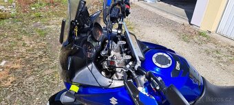 Suzuki V- Strom DL 650 - 7