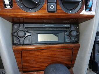 Mercedes w124 combi-2.0 benzín, r.v.1995 - 7