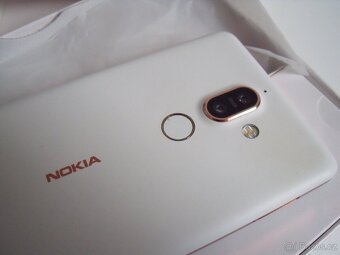 NOKIA 7 Plus (balení) - 7