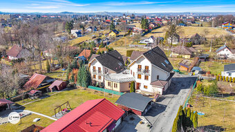 Atypický dům - 4 bytové jednotky na pozemku 2.509 m2, ul. K  - 7