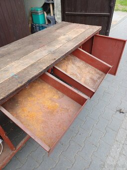Dílenský stůl/ ponk - 7