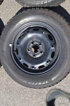 Skoro NOVÉ zimní kola Š.Rapid/Fabia 3/VW Polo-175/70R14 - 7