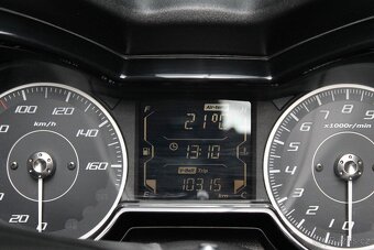 Yamaha X-Max 125 Tech Max 2020 ČR 10 tis. km - 7