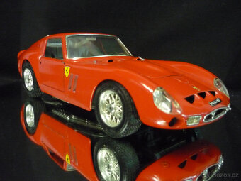 Ferrari 250 GTO 1962 Bburago 1/18 - 7