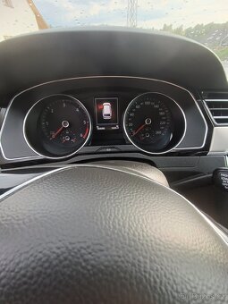 Wolkswagen Passat 2.0 TDI - 7