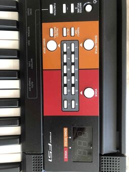 Elektrické klávesy Yamaha PSR F51 - 7