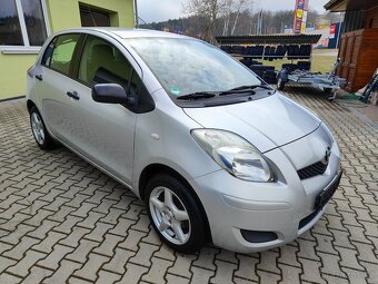 Toyota Yaris - 7