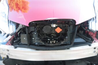Nissan Leaf 2017 30kWh - lehce poškozený - plně pojízdný - 7