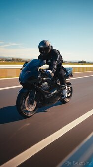 Suzuki GSXR 600 - 7