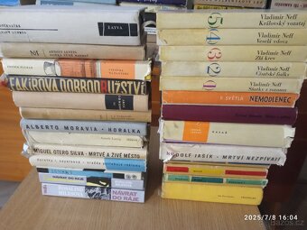 Knihy - 7