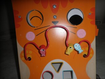 Dětské chodítko s interaktivní hračkou Janod - 7