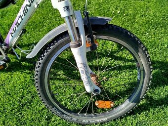 Rock Machine Surge 20 - 7