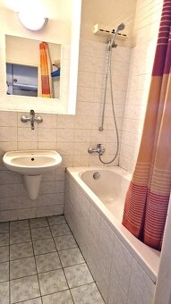 PRODEJ BRNO Kr. Pole Grasonka 35m2 super lokace - 7