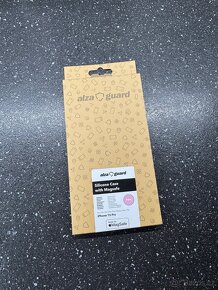 Nový růžový kryt na Iphone 15 PRO - 7