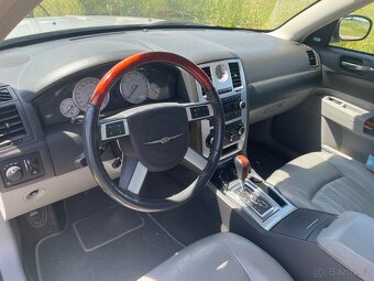 Chrysler 300C - 7