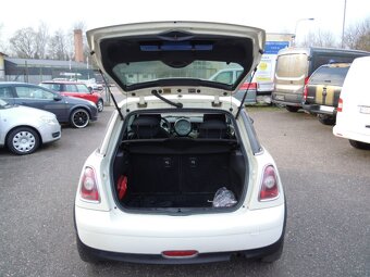 Mini Cooper 1.4i 95koní r.v.9/2008 - 7
