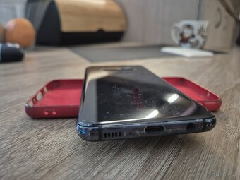 Samsung Galaxy S10e - 7