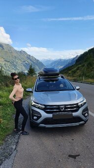 Střešní box (rakev) Dacia 400l - 7