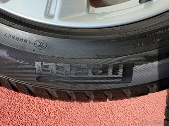 Audi originál zimní sada 225/55R18 8x18 na Audi A6 S6 A7 S7 - 7