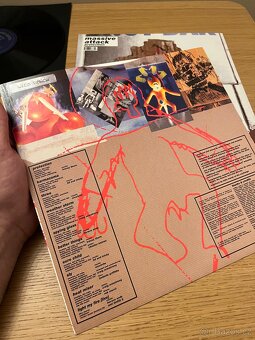 Massive Attack – Protection - 7