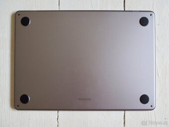 MacBook Air M2 – 512 GB / 16 GB / Baterie 97% / Záruka - 7