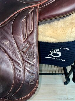 Skokové sedlo Devoucoux – Biarritz Lab (D3D) - 7