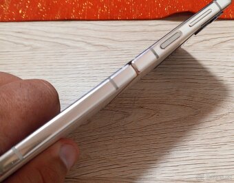 Prodám Samsung Galaxy Z flip 4 5G 128gb - 7