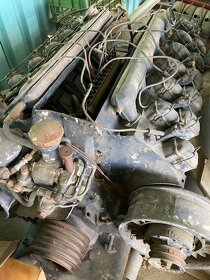 Tatra 111 MOTOR - 7