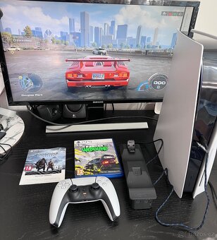 PS5 s mechanikou TOP stav + hry NFS GoW Ragnarok - 7
