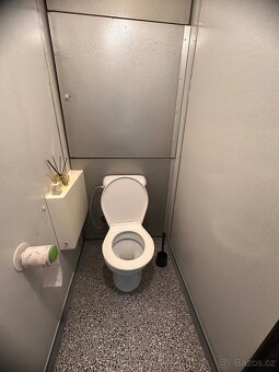 Pronájem bytu 2+kk s 2 balkony – 50 m², 11. patro - 7