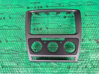 krytka spínačů rámečekautorádia 1Z0858069CB1AR - 7