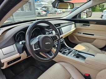 JAGUAR XF 2019 2.0 25D 177kW,SENZORY,VÝHŘEVY,KŮŽE,NAVI - 7