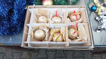 Retro vánoční ozdoby ,řetězy,rolničky a jiné . - 7