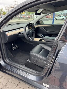 Tesla Model Y LR 2022 - 7
