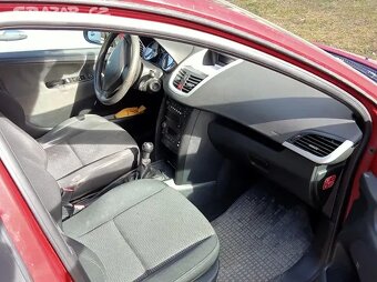 Peugeot 207 SW - 7