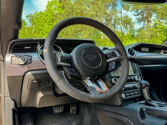 Ford Mustang 5.0 GT - 7