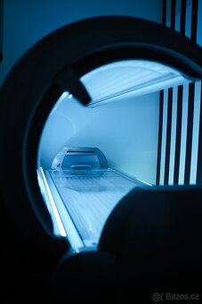 LUXURA X7 42 HIGHBRID horizontalne kolagenove solarium - 7