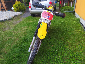 suzuki DR350 - 7