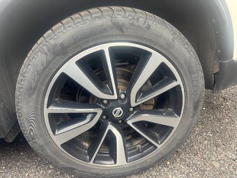 Nissan X trail 2.0 dci 4x4 - 7