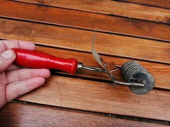 Retro kráječ širokých nudlí - 7