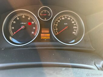 Opel Astra Caravan 1.6 Twinport 77KW - plně pojízdné - 7