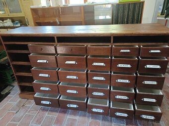 Starožitná lékárenská tára - šuplíkovač, komoda - 7