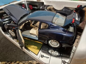 Prodam model 1:18 maserati 3200 GT - 7
