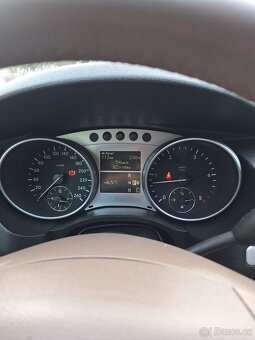 Mercedes w251 r320cdi - 7