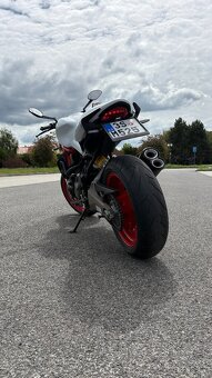 Ducati Monster 821 - 7
