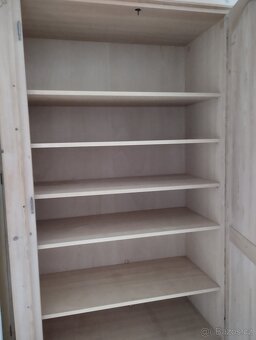 Šatní skříň 350x63x228 cm- smrk - 7