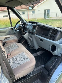 Ford Transit 2.2 Tdci 9 míst 2007 - 7