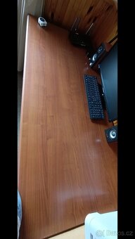Rustikální nábytek - postel,stolky,knihovna,PC stůl a komoda - 7
