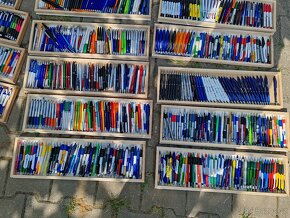 sbírka propisek, velká - obrovská - 7