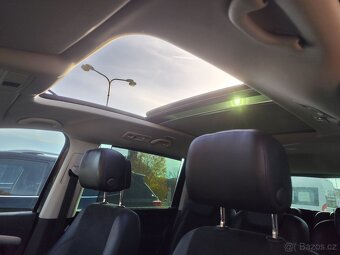 VW Sharan Comfortline 2.0TDI.125kw.DSG.R.V.12/2012.STK Nová - 7